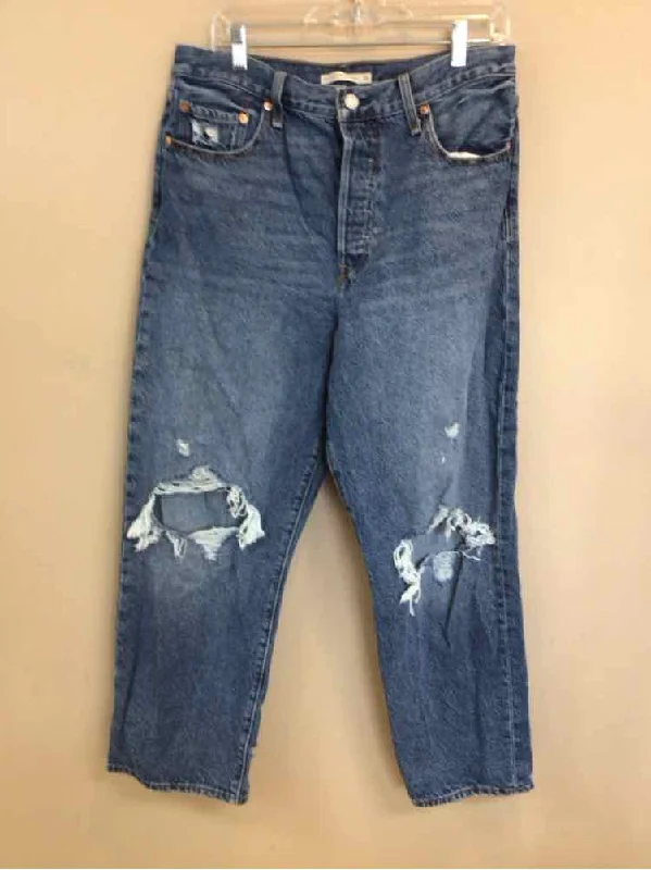 LEVI'S SIZE 32 Ladies JEANS