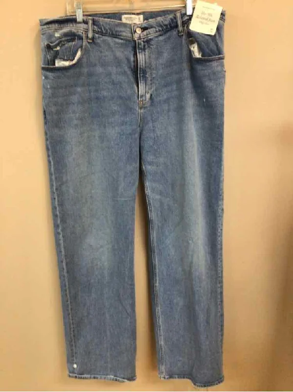 ABERCROMBIE & FITCH SIZE 18 Ladies JEANS