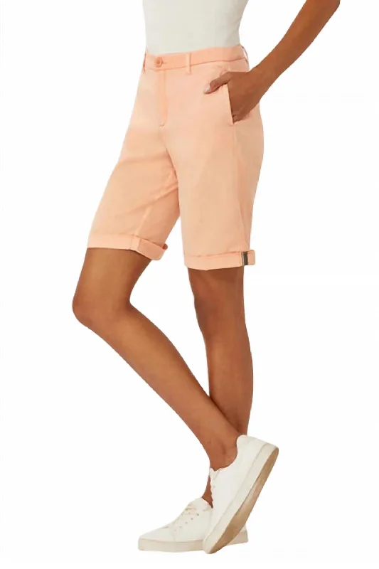 Women's Bermuda Short In Apricot